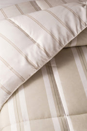 Acolchado Plumón de Fibra Sintética Estampa Rayas