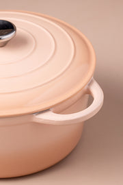 Olla Dutch Oven Hierro Fundido Peach de 26cm
