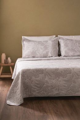 Cubrecama Jacquard Hojas con Fundas