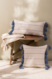 Almohadón Mechón Insertado Flecos 30x60cm