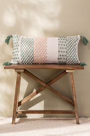 Almohadón Detalles Colores Flecos 30x60cm