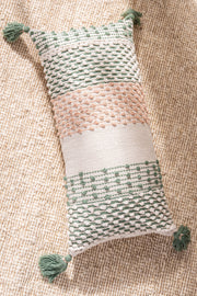 Almohadón Detalles Colores Flecos 30x60cm