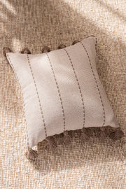 Almohadón Algodón Slub con Mechón y Flecos 45×45 cm