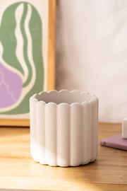 Maceta Poli Resina Acanalada Grande