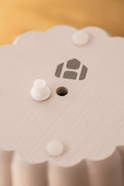 Maceta Poli Resina Acanalada Mediana