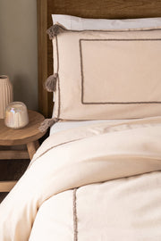 Funda Nórdica 100% Algodón Bordada con Borlas