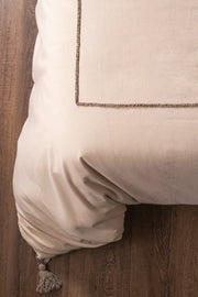 Funda Nórdica 100% Algodón Bordada con Borlas