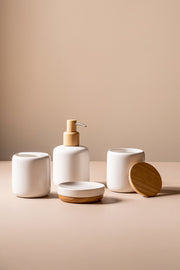 Set Completo de Baño en Cerámica y Madera