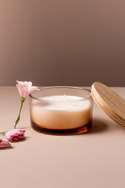 Vela aromática de Soja de 600ml intensa de larga duración con 3 pabilos Fragancia Magic Peony