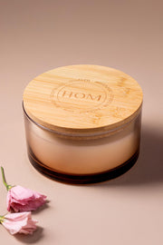 Vela aromática de Soja de 600ml intensa de larga duración con 3 pabilos Fragancia Magic Peony